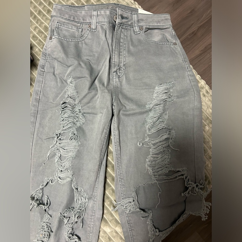 NWT green ripped jeans